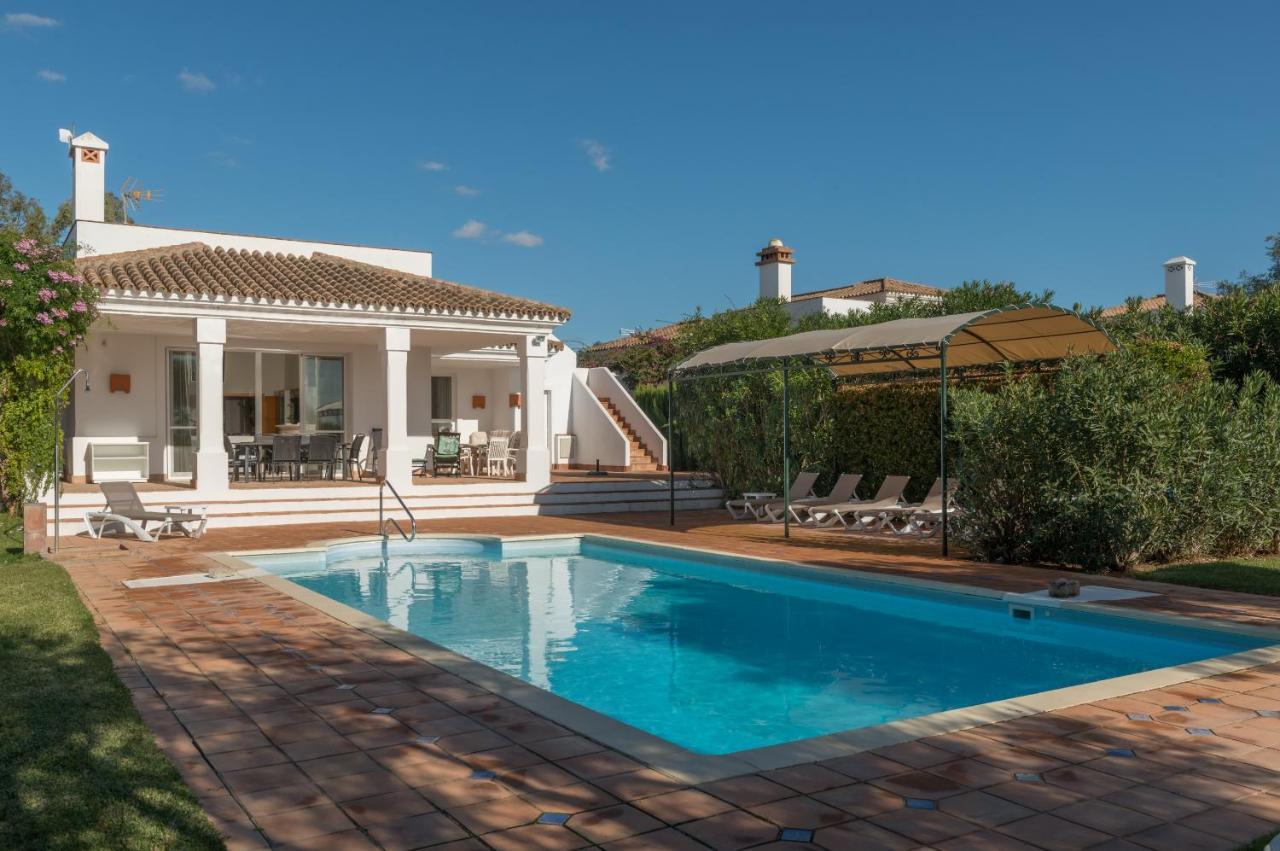 Resort Villas Andalucia Benalup-Casas Viejas Exterior photo