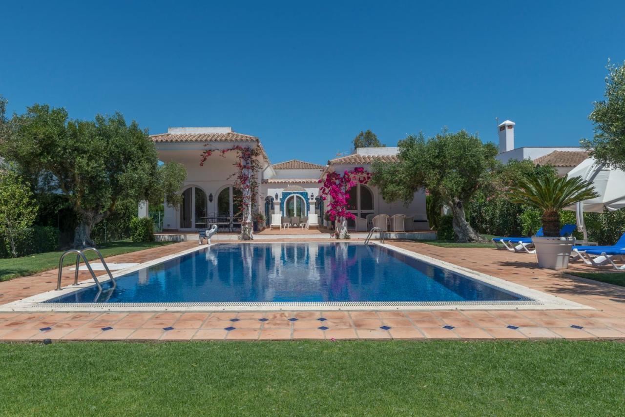Resort Villas Andalucia Benalup-Casas Viejas Exterior photo